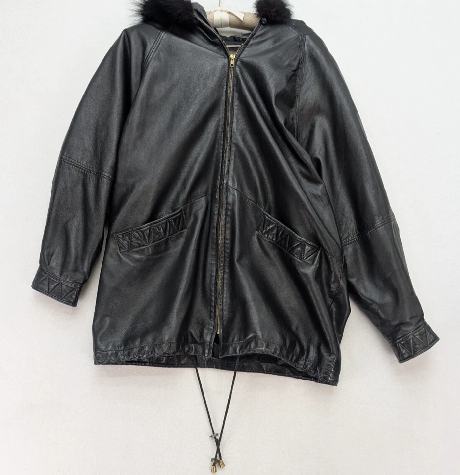 女式 Izzi 黑色皮革夹克外套 M 码黑色可拆卸人造毛皮装饰帽 — 第 2/4 张图片