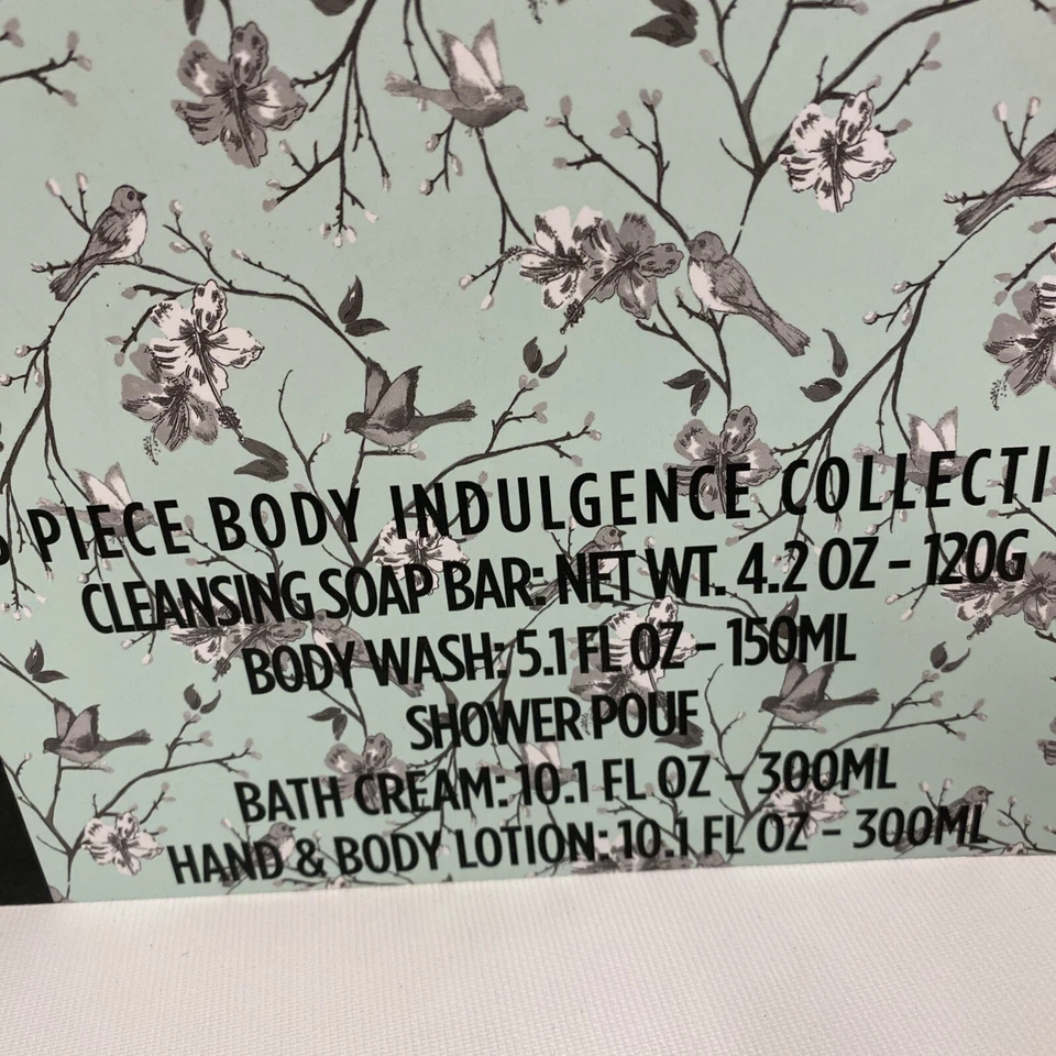 Laura Ashley White Gardenia Juego de 5 piezas Loción Gel de Ducha Jabón Crema Corporal NUEVO Foto 2 de 4