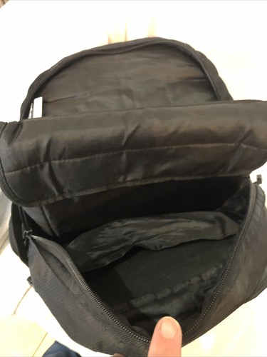 TARGUS 17” LAPTOP BACKPACK - Photo 5/10