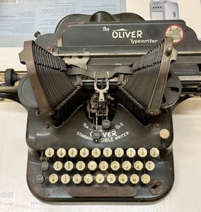 Oliver No 5 Typewriter | eBay