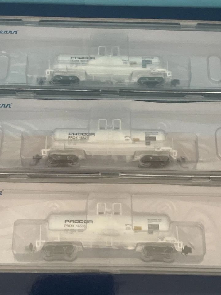 New! N-Scale ATHGN15324 UTC CID Tank Car 3-Pack$149.98 Make offer (Sealed) - Image 2 of 4