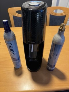 SodaStream Trinkwassersprudler Schwarz Inkl. 2 Zylinder