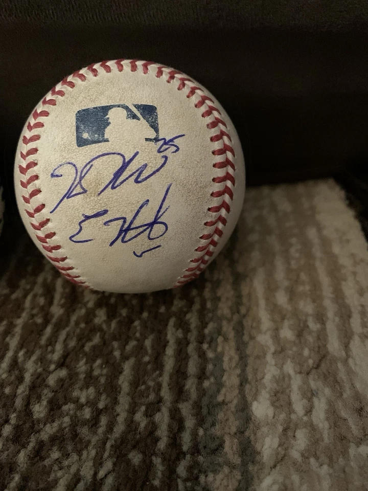 1st Ball Is Trevor Story and 2nd Ball Is Kike Hernandez and Kevin Plawecki Foto 2 de 2