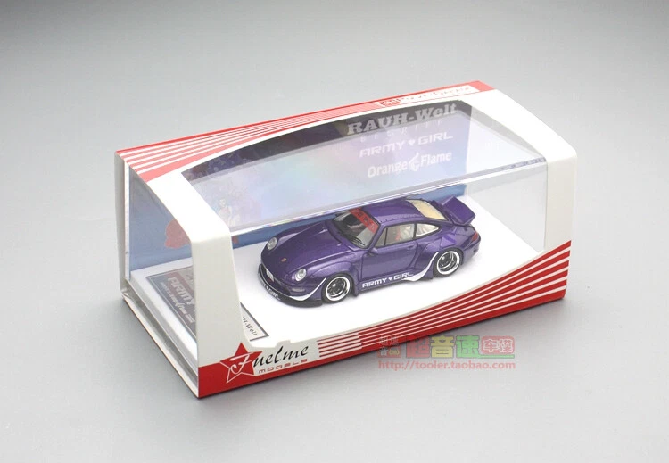 Fuelme 1:64 White RWB 993 Army Girl Racing Sports Model