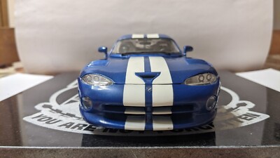 自動車 Maisto 1996 Dodge Viper GTS 1:18 Maisto 96 Dodge Viper GTS Coupe 1/18 Special Edition Blue & White