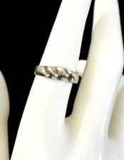 Vintage MEXICO STERLING SILVER 925 Raised RIBBED 3MM Band Ring Size 7.25 - 3.4 G