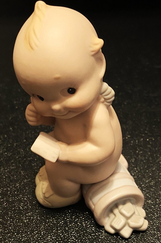 Enesco Rose O'Neill kewpie Golf Player 3.5-inch Kewpies No Tag or Box 1991