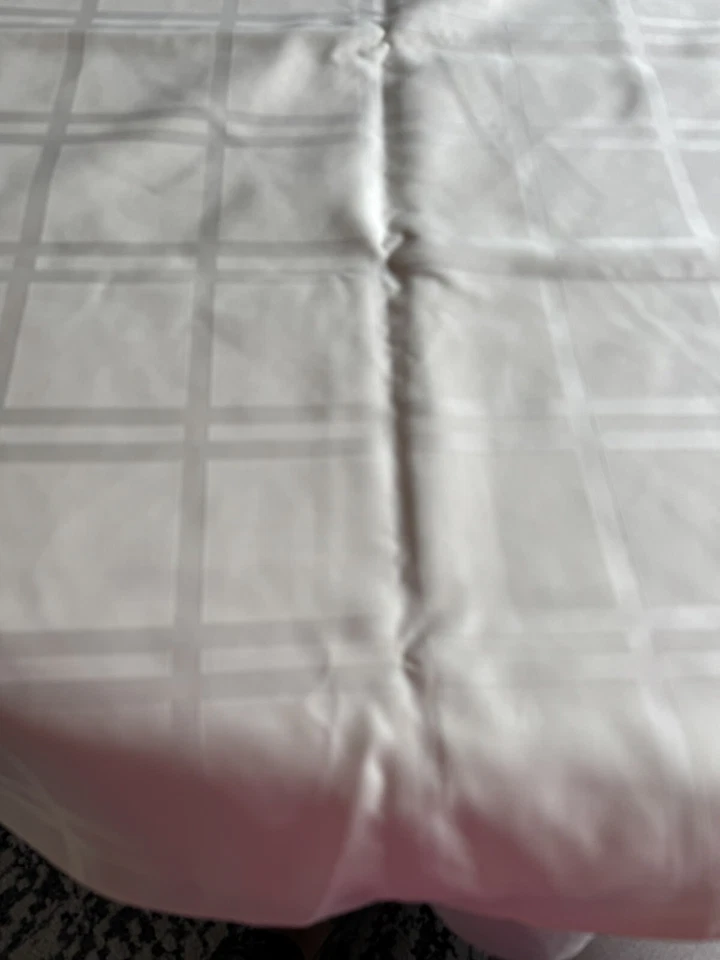 New Satin feel ivory Wrinkle Free Tablecloth 60" x 100" Oval - Image 2 of 2