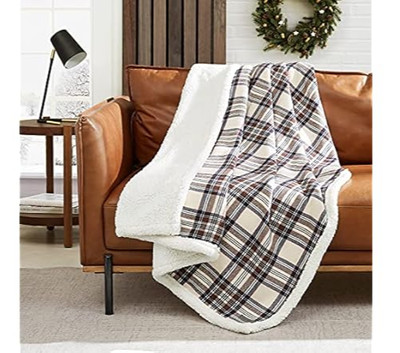 Eddie Bauer Edgewood Flannel Sherpa Throw Blanket Plush Reversible 50'' x 60''