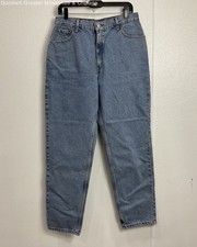 Levi's Women's Size 14M Medium 550 Relaxed Fit Tapered Leg Blue Jeans NWT 