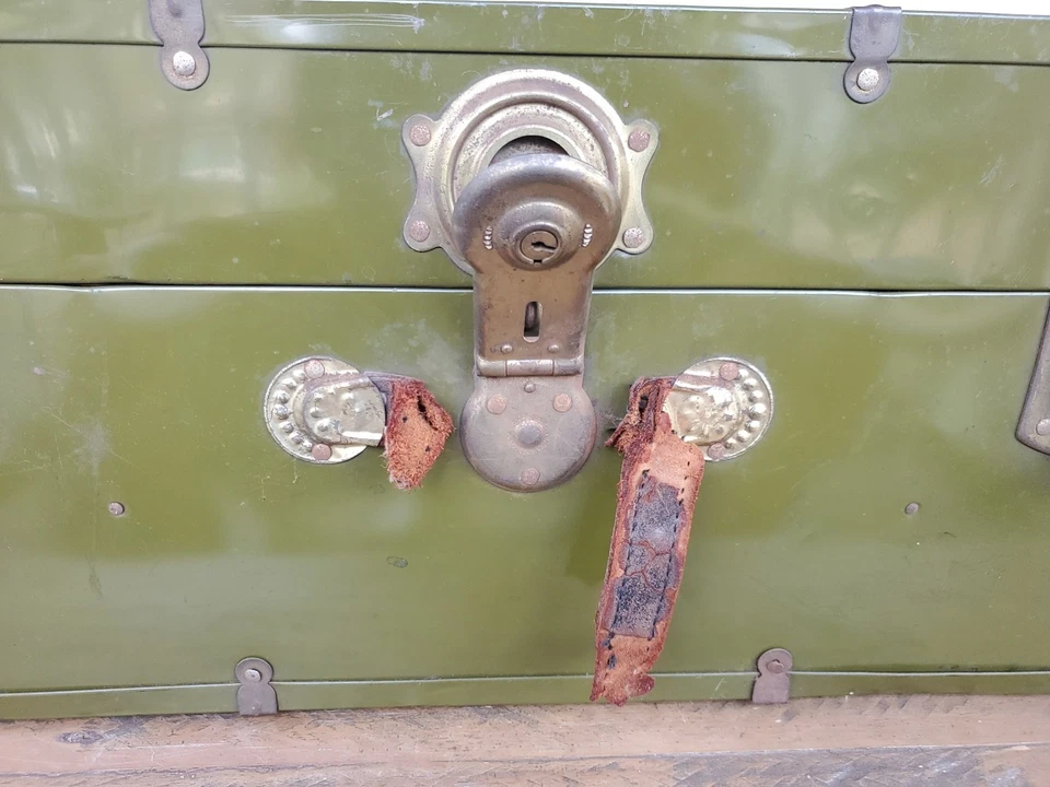 Baúl estilo taquilla militar del ejército de Estados Unidos vintage verde oscuro era de Vietnam ¿antes? Foto 3 de 4