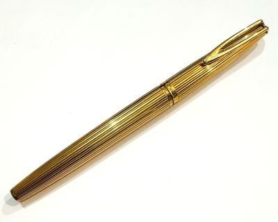 Waterman c/f モアレ plaque or g Waterman C/F CF Gold Plated Godron Fountain Pen, Plaque Or G 20