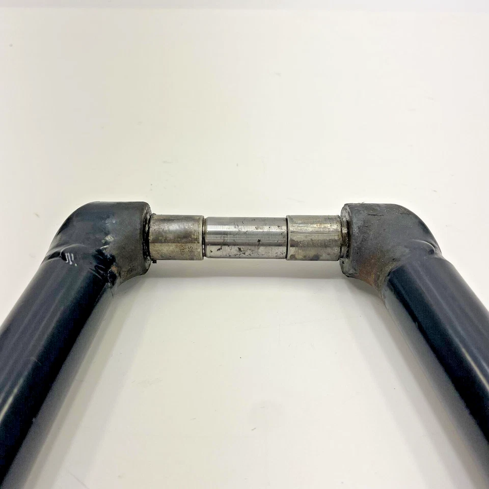 08-20 F TZ1 LYNX BEARCAT ARCTIC CAT SUSPENSIÓN INFERIOR DELANTERA BRAZO A 2703-464 Foto 2 de 4