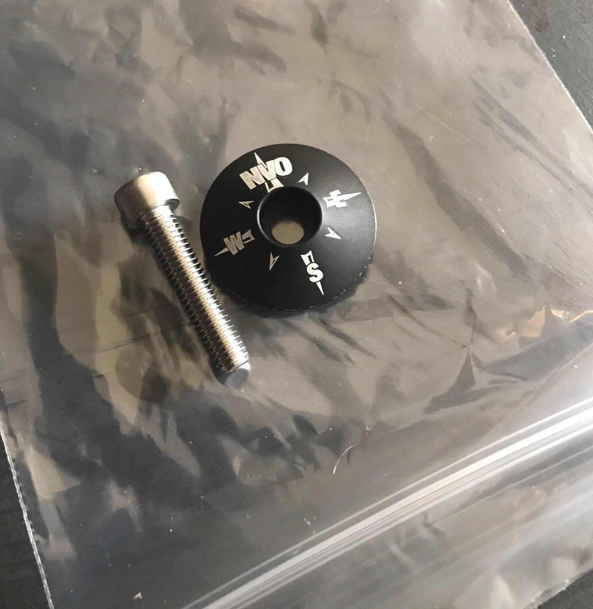 Steerer hotsell tube bolt
