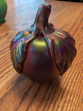 Gibson Art Glass Apple Carnival Iridescent Swirl Paperweight 1989. Tall 6" ~ Wow