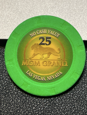 $25 MGM GRAND NCV NO CAH VALUE CASINO POKER CHIP (CHECK OUT MY