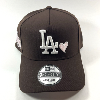 New Era LA Dodgers 9FORTY キャップ New Era LA Dodgers Exclusive Mocha Pink Heart 9FORTY A-Frame