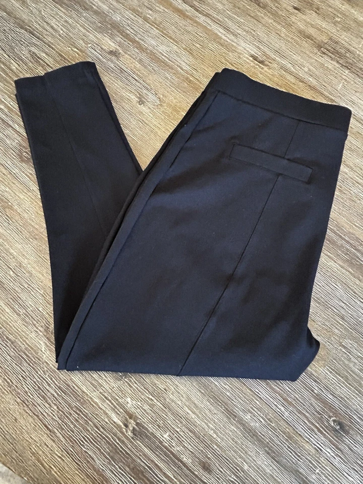 Nordstroms Women's Size XL Black High-Rise Go To Leggings Crop - Image 4 of 4