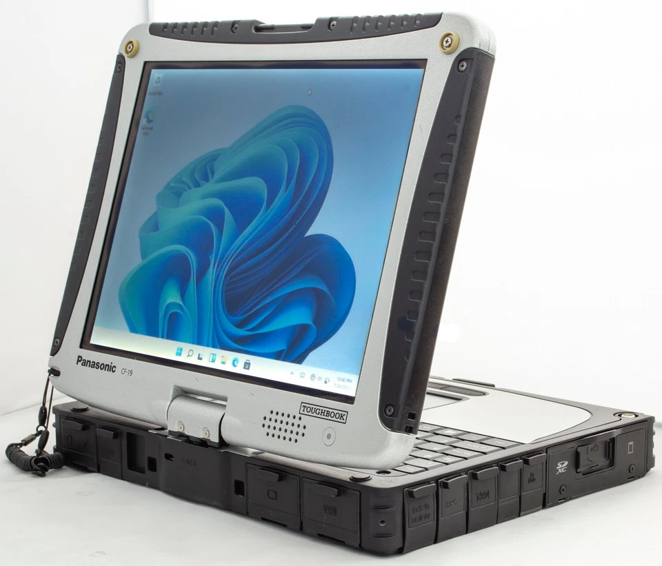 Panasonic Toughbook CF-19 MK8 i5-3610ME 16GB 1TB SSD Touchscreen Wi-Fi WIN11 - Image 3 of 4