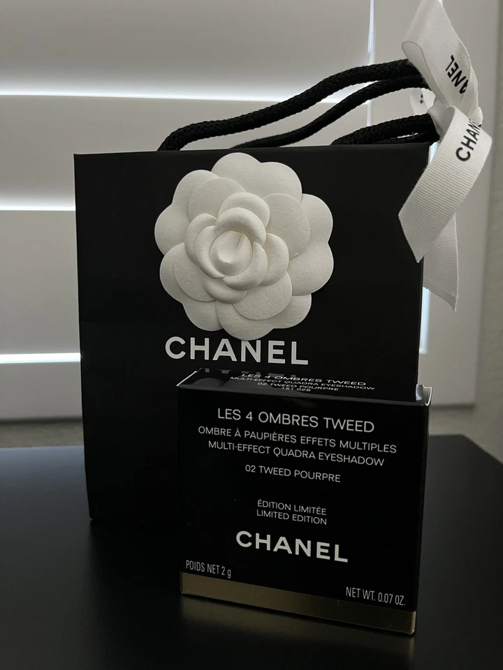 Chanel Limited Tweed Pourpre 02 Les Ombres Quad Eye Shadow Palette New In Box - Image 2 of 4
