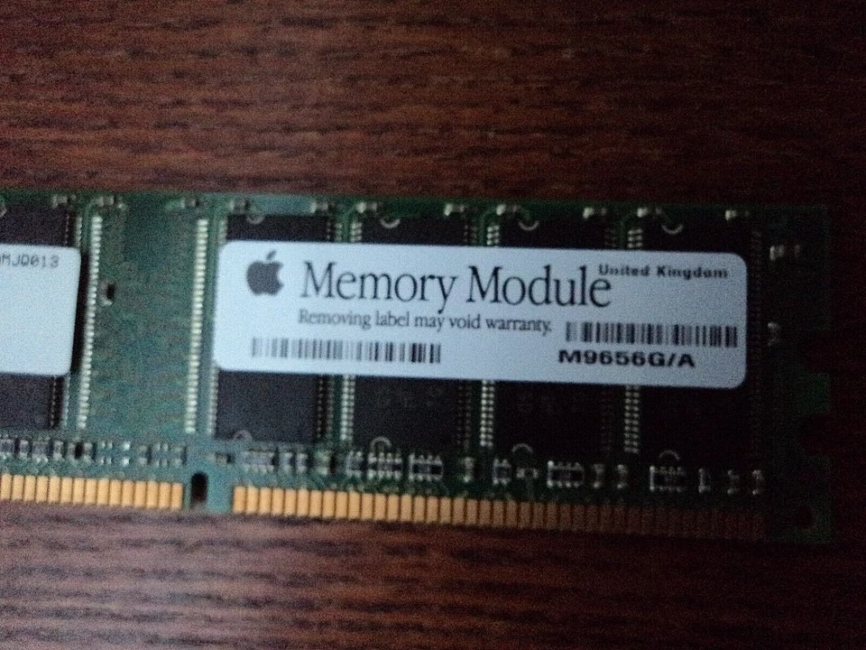 iMac G5 M9656G/A Apple 512MB DDR Non ECC PC-3200 400Mhz Memory - Image 2 of 4