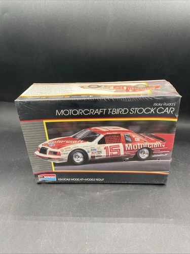 Monogram Model Kit Of Ricky Rudd's #15 Motorcraft T-Bird Stock Car - Picture 1 of 6