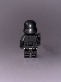 2015 LEGO Captain Phasma Mini Fig From Set 75103 Good Condition