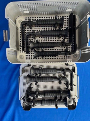 Eikon Illuminated Retractor System Invuity (now Stryker) new demo set