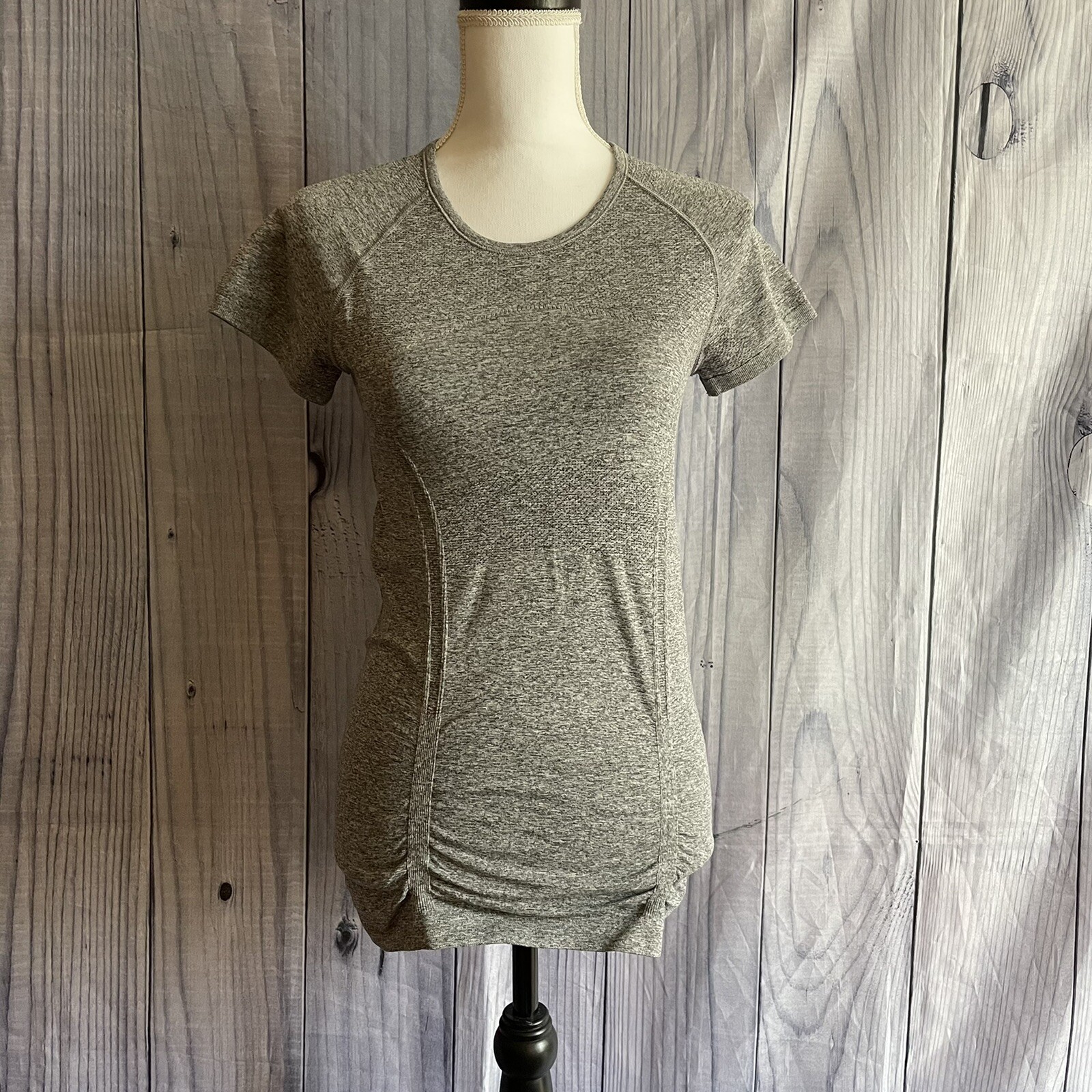 Athleta Workout Top, Small, Gray, Polyester Blend… - image 1