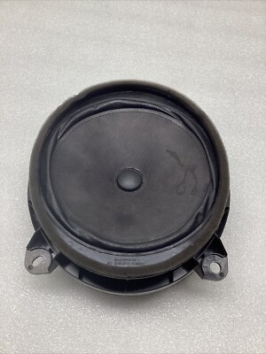 2020-22 Toyota Highlander Rear Left Driver Side Door Speaker OEM 2020-22 Toyota Highlander Rear Left Driver Side Door Speaker OEM