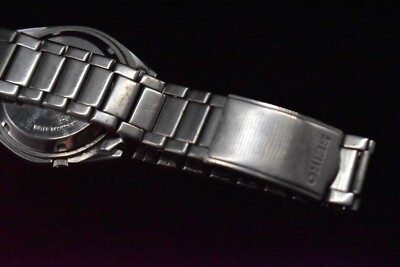 Seiko 5 7S26-8760 Automatic White Dial Day/Date Mens Watch [Near