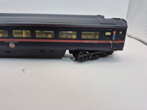 Hornby 2 X GNER MK 3 Coaches(R.439-0200) 41098 First Class, And 42193 Unboxed - Picture 18 of 24