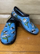 Sloggers Women Size 9 Bumble Bee Flower Rain Garden Shoes NEW Blue Daisy Slip On