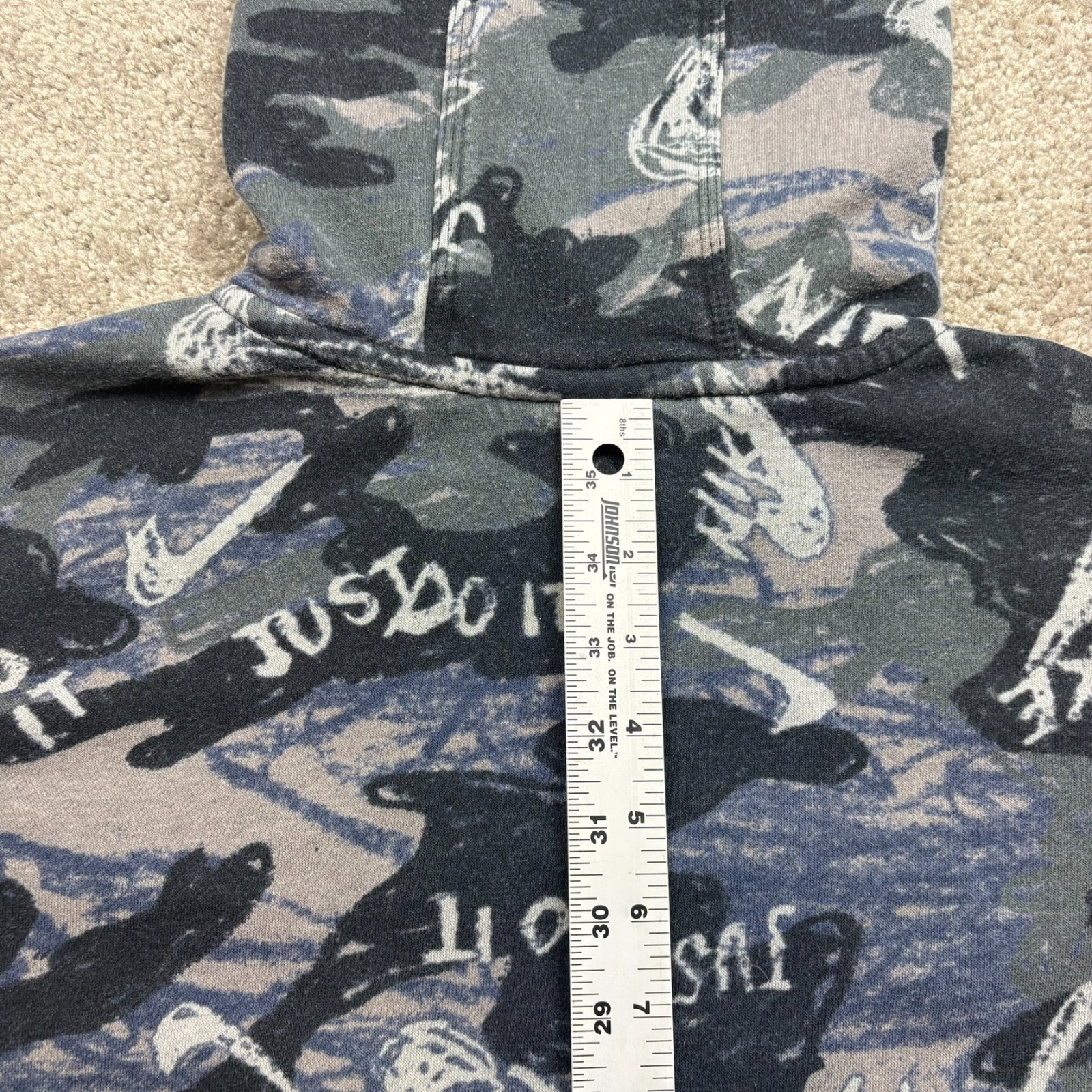 Nike Sweater Youth Boys XL Black Gray Camouflage Hoodie Pocket Hooded Sweatshirt thumbnail 8