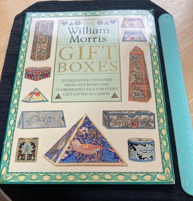 William Morris Gift Boxes Book. 22 Exquisitely designed press-out boxes..tags