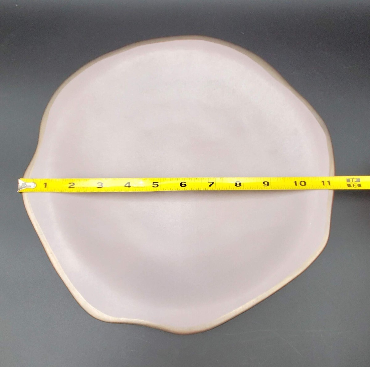 RARE Julie Sanders Gold Trim Cyclamen Pottery 12” Dinner Plate