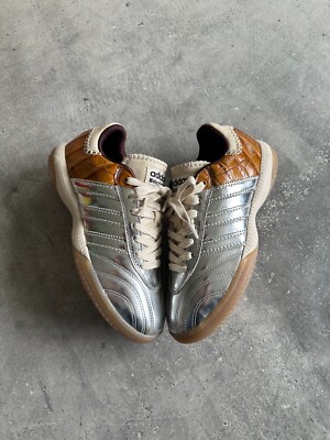 【Adidas x Wales Bonner】Samba MN Silver 大人気 コラボ 22-29 Adidas x Wales Bonner Samba Sneakers in silver | RADPRESENT