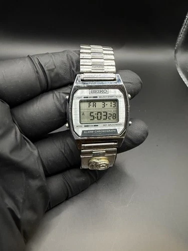 Rare Vintage Seiko Digital Alarm Chronograph Stainless Steel Men’s Watch Works