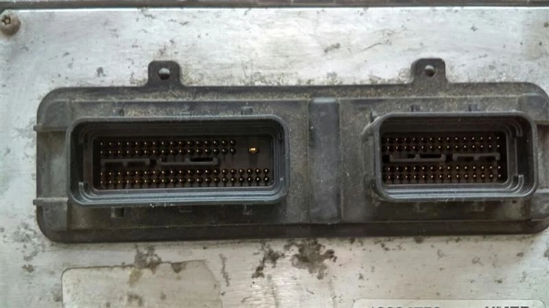 Módulo de control electrónico para computadora de motor ECM 12599714 compatible con Chevy Cobalt 05-06 Foto 3 de 4