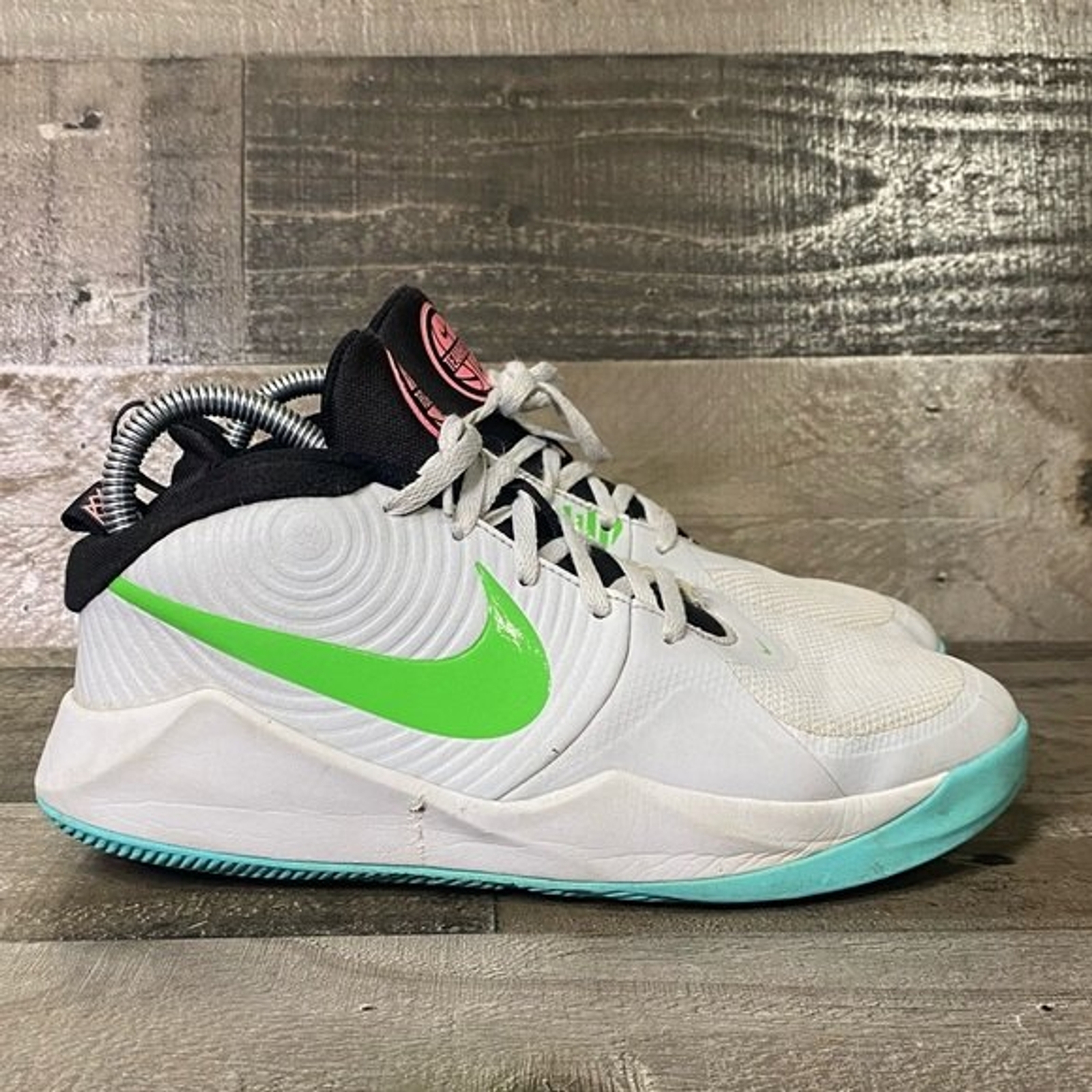 nike basketball shoes size 6.5