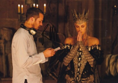 RUPERT SANDERS signed Autogramm 20x30cm SNOW WHITE in Person autograph COA