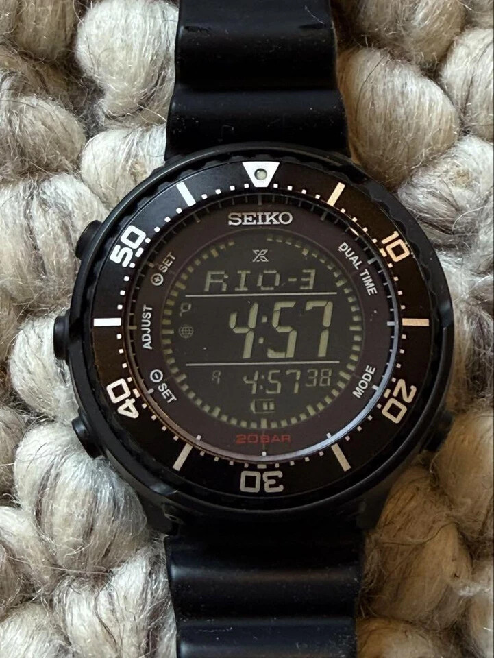 SEIKO PROSPEX Fieldmaster Limited edition of 300 Men's Watch SEIKO PROSPEX Fieldmaster Limited edition of 300 Men's Watch