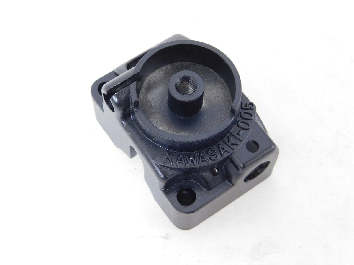その他 user NOS 1974 Kawasaki F11 Black Left Hand Switch Lower Housing Case
