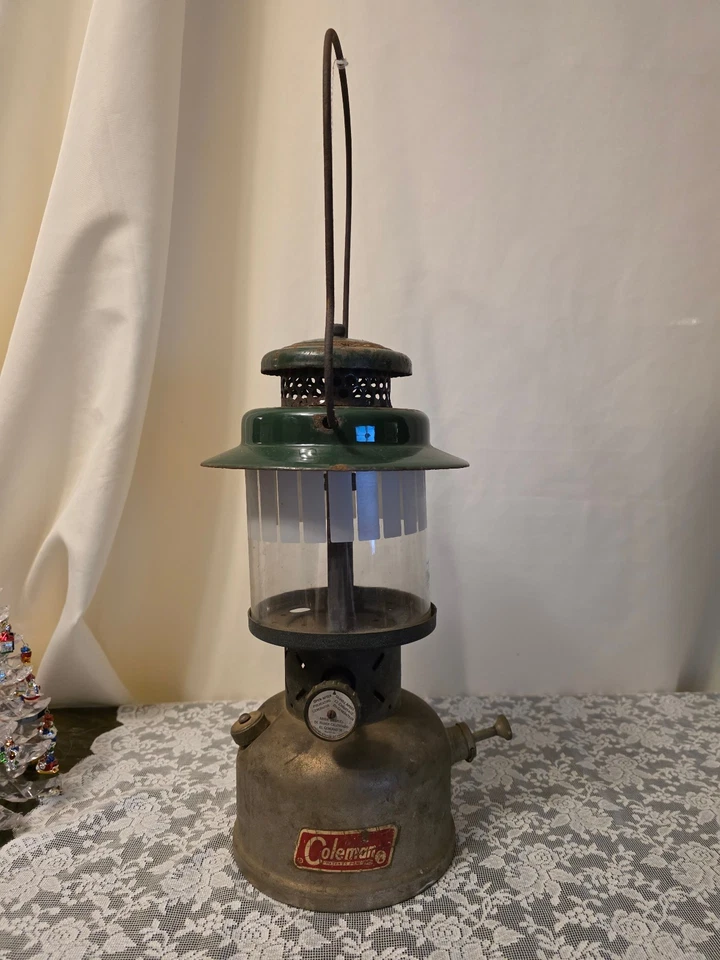 复古 Coleman Lantern 237 - 用于零件或维修 — 第 3/4 张图片