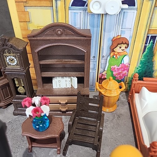Playmobil Modern Family House Folding Carry Play Dollhouse W/ Accessories VGUC - Picture 4 of 24
