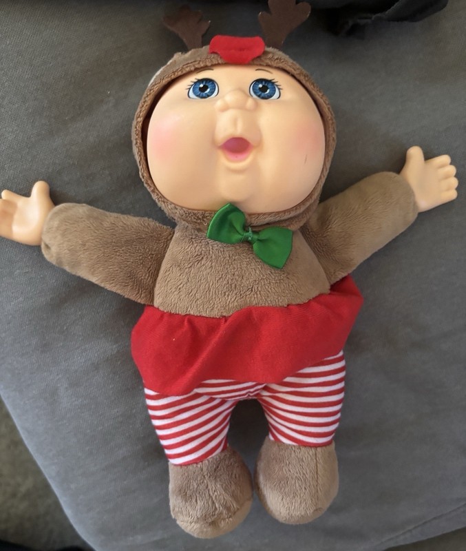 CABBAGE PATCH KIDS CUTIES HOLIDAY HELPERS REINDEER STUFFED ANIMAL PLUSH DOLL