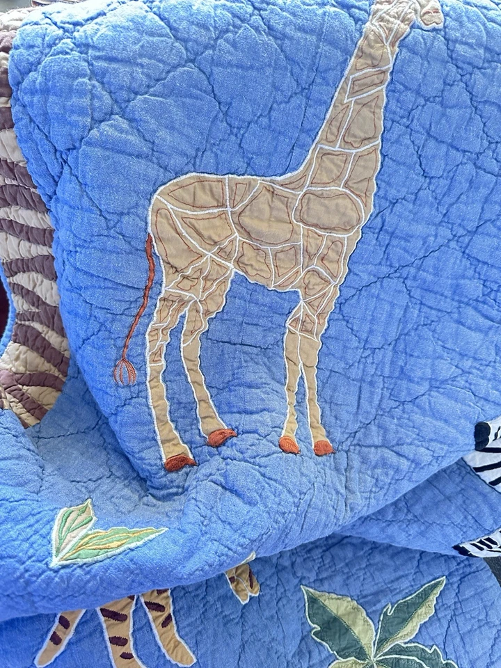 The Company Store Quilted Embroidered Animal Quilt 84x66 Reversible 100% Cotton - Image 2 of 4