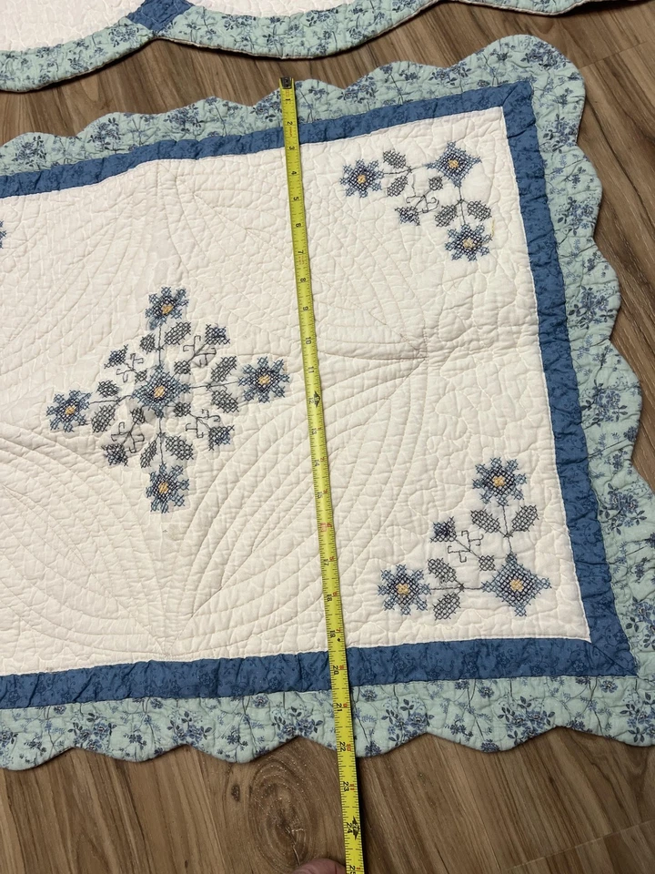 Juego de edredón floral azul Home Classics completo/queen 88x88 3 piezas algodón festoneado Foto 4 de 4