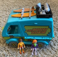 Scooby-Doo The Mystery Machine Van Hanna-Barbera Plus 2 Figures