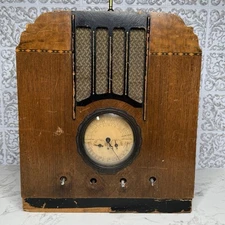 Wards Airline Farm Radio  / Tombstone 30's - Parts / Restoration READ